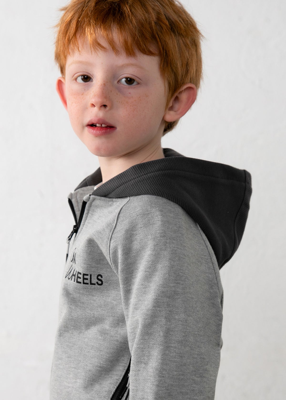 Sudadera cremallera capucha niño
