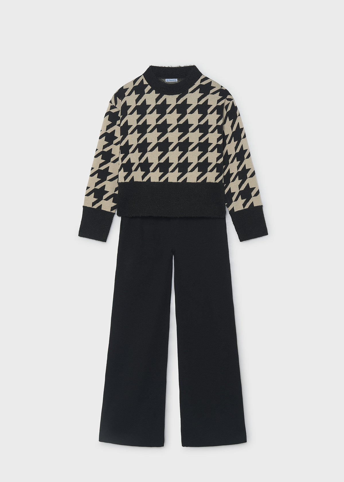Conjunto pantalón y jersey chica