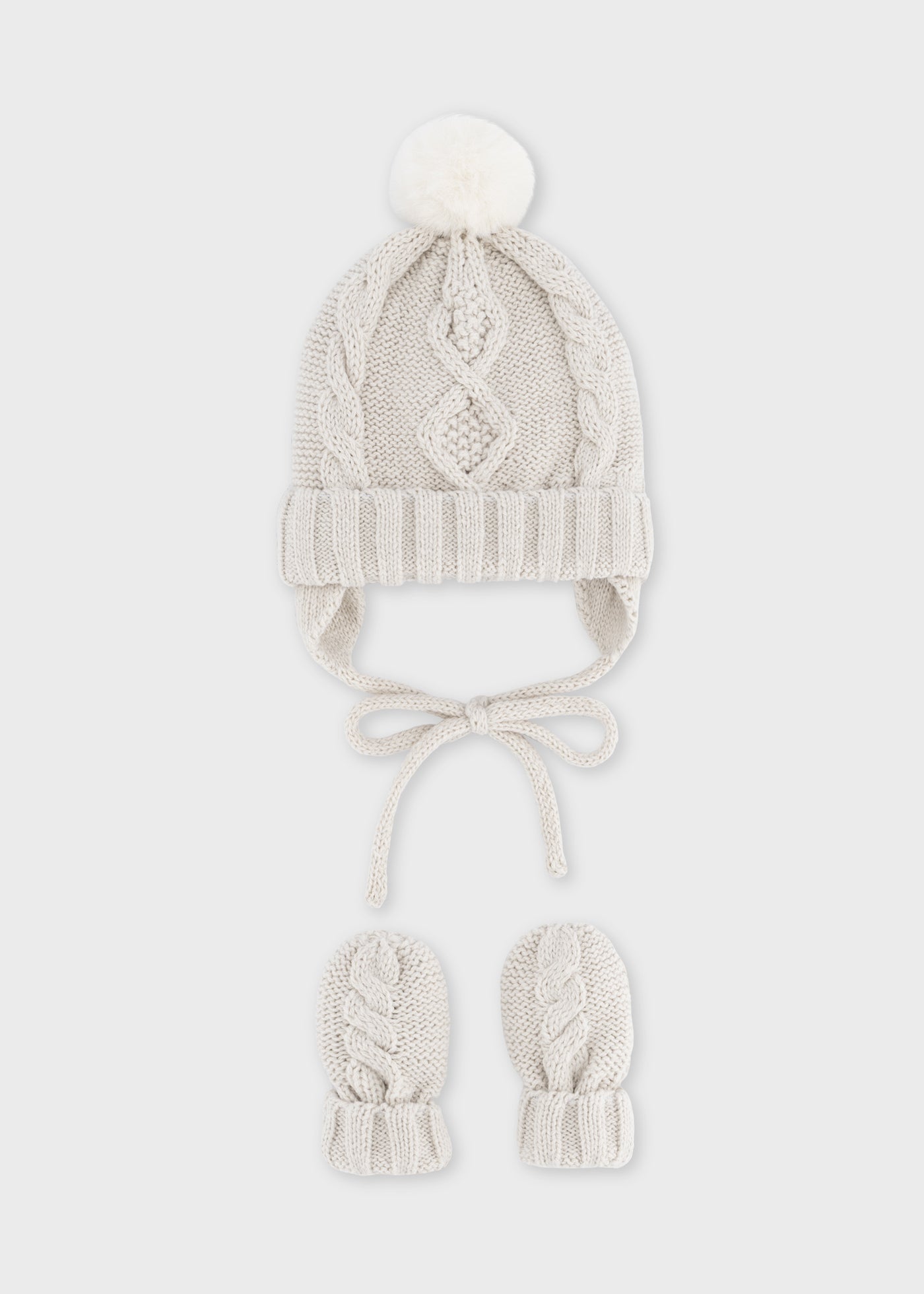 Conjunto gorro y manoplas tricot recién nacido