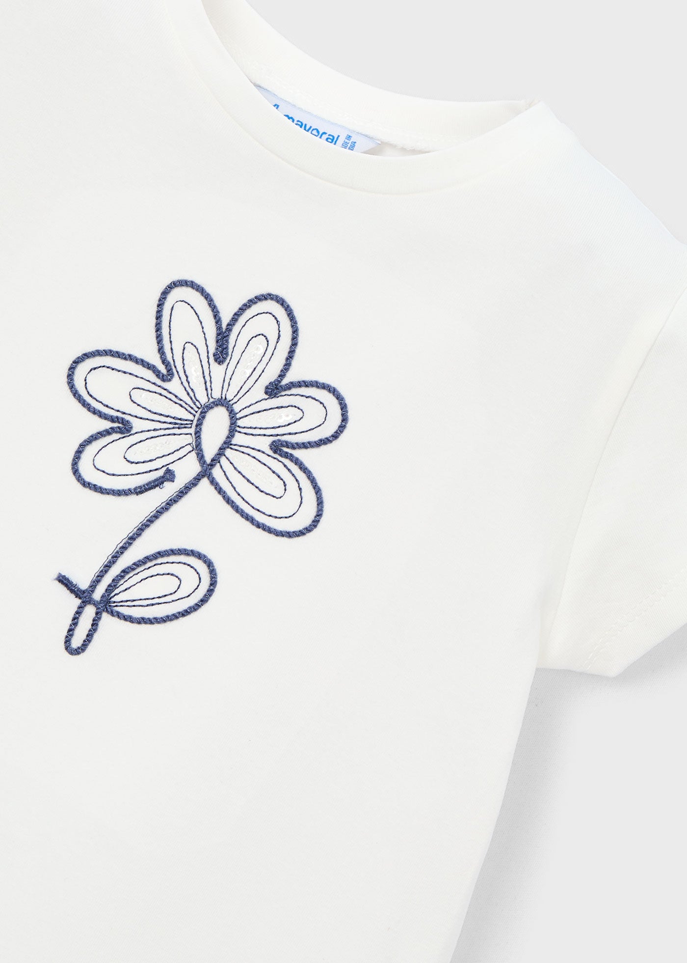 Camiseta básica flor niña