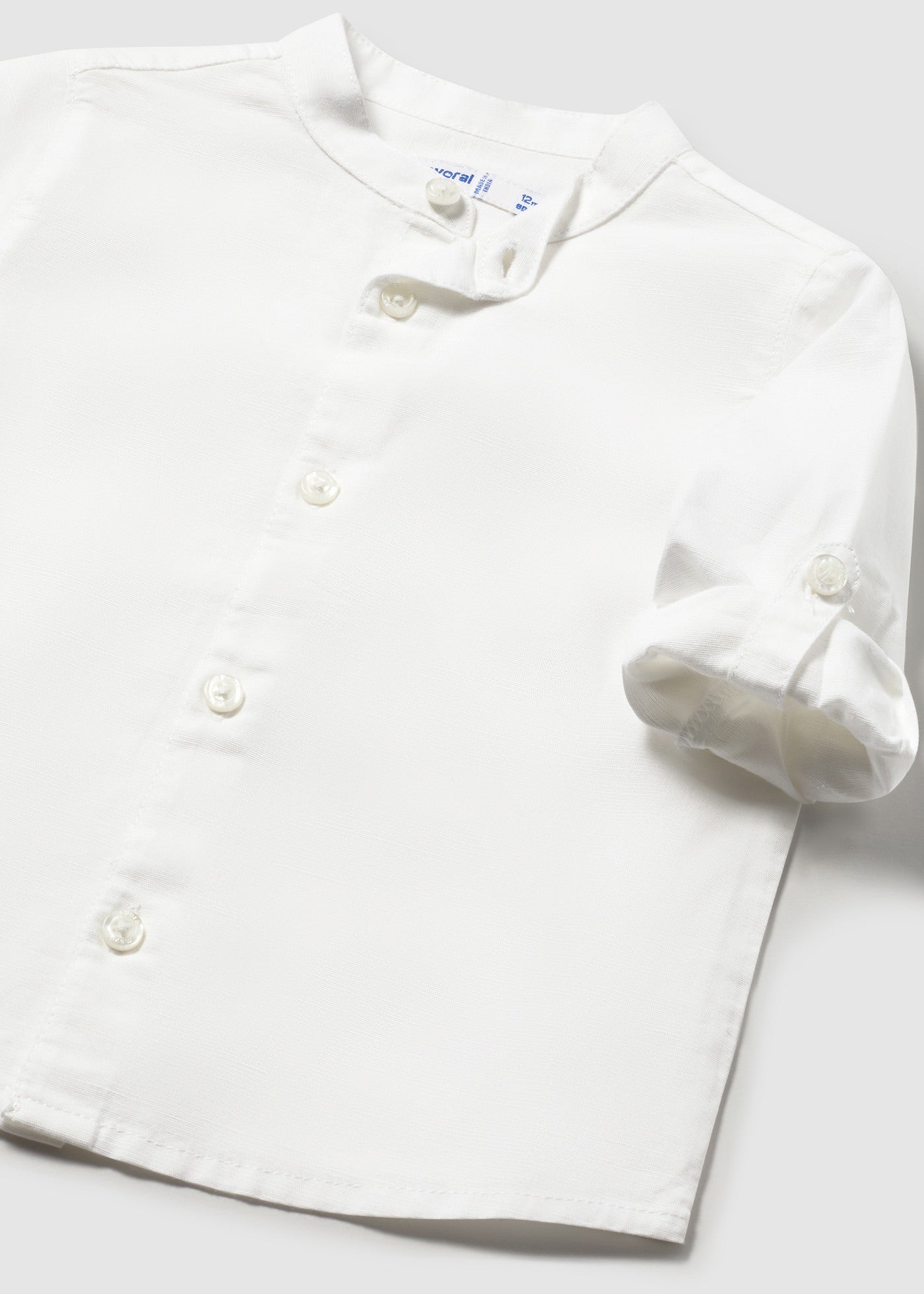 Camisa de manga larga con lino y cuello mao bebé