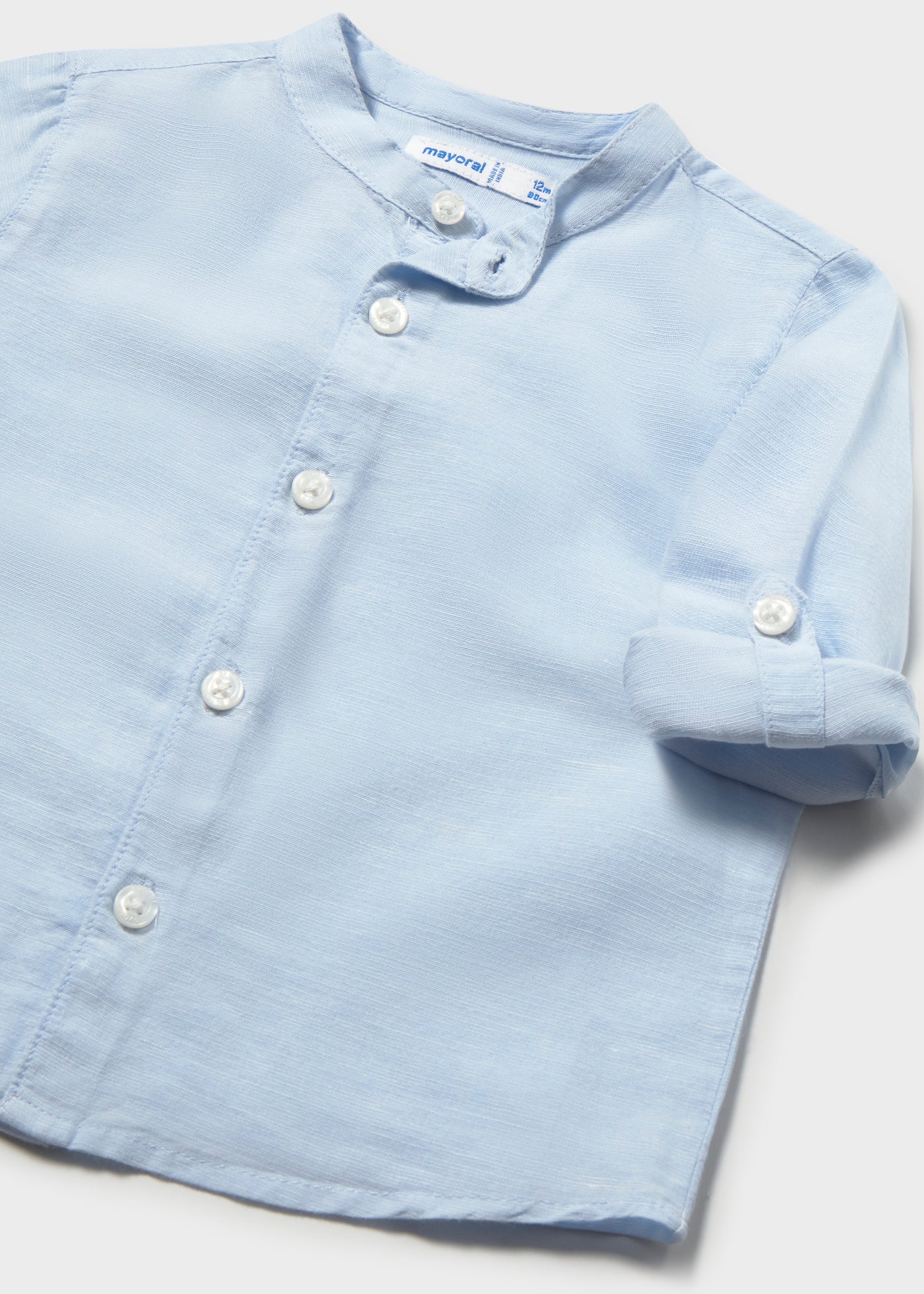 Camisa de manga larga con lino y cuello mao bebé