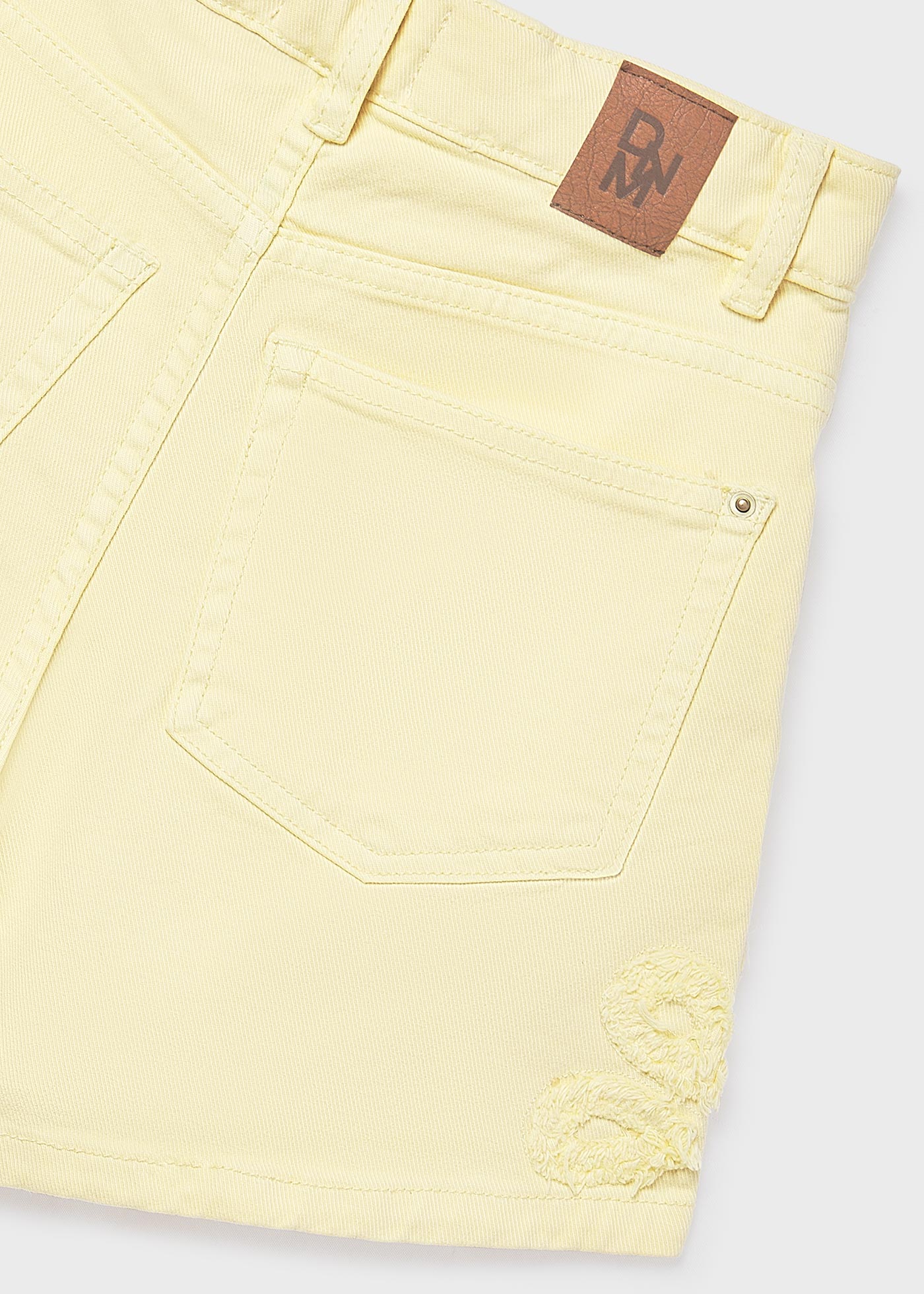 Pantalón corto sarga chica