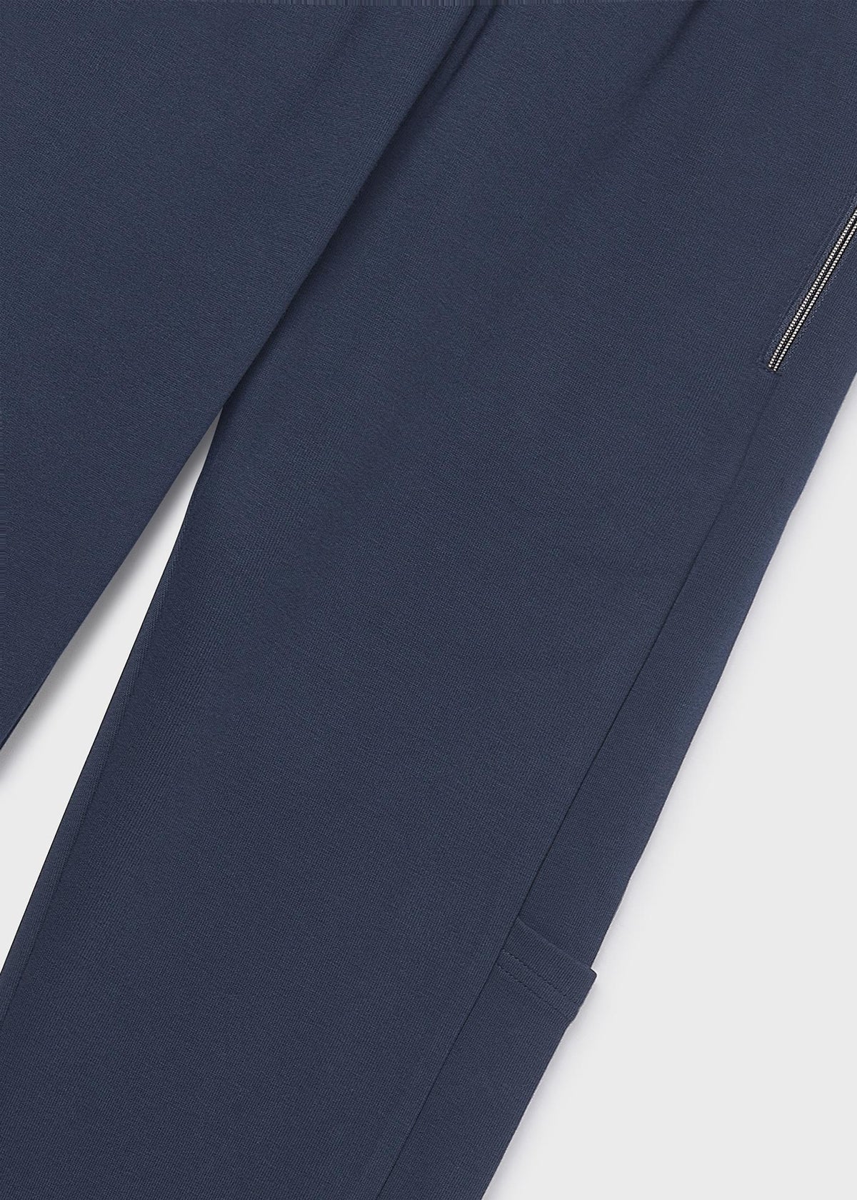 Pantalón chico