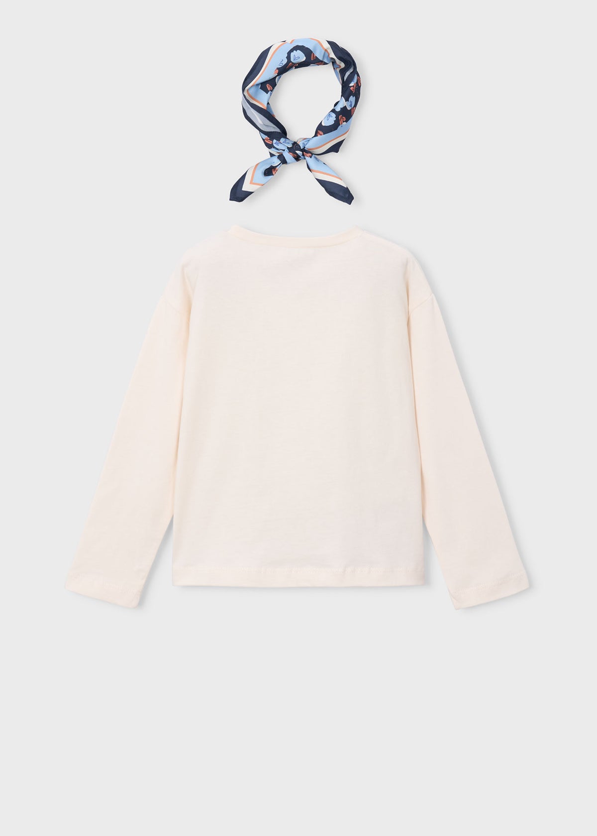 Camiseta con pañuelo niña