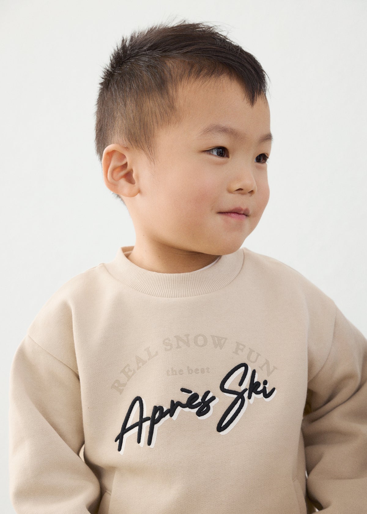 Sudadera bordada niño