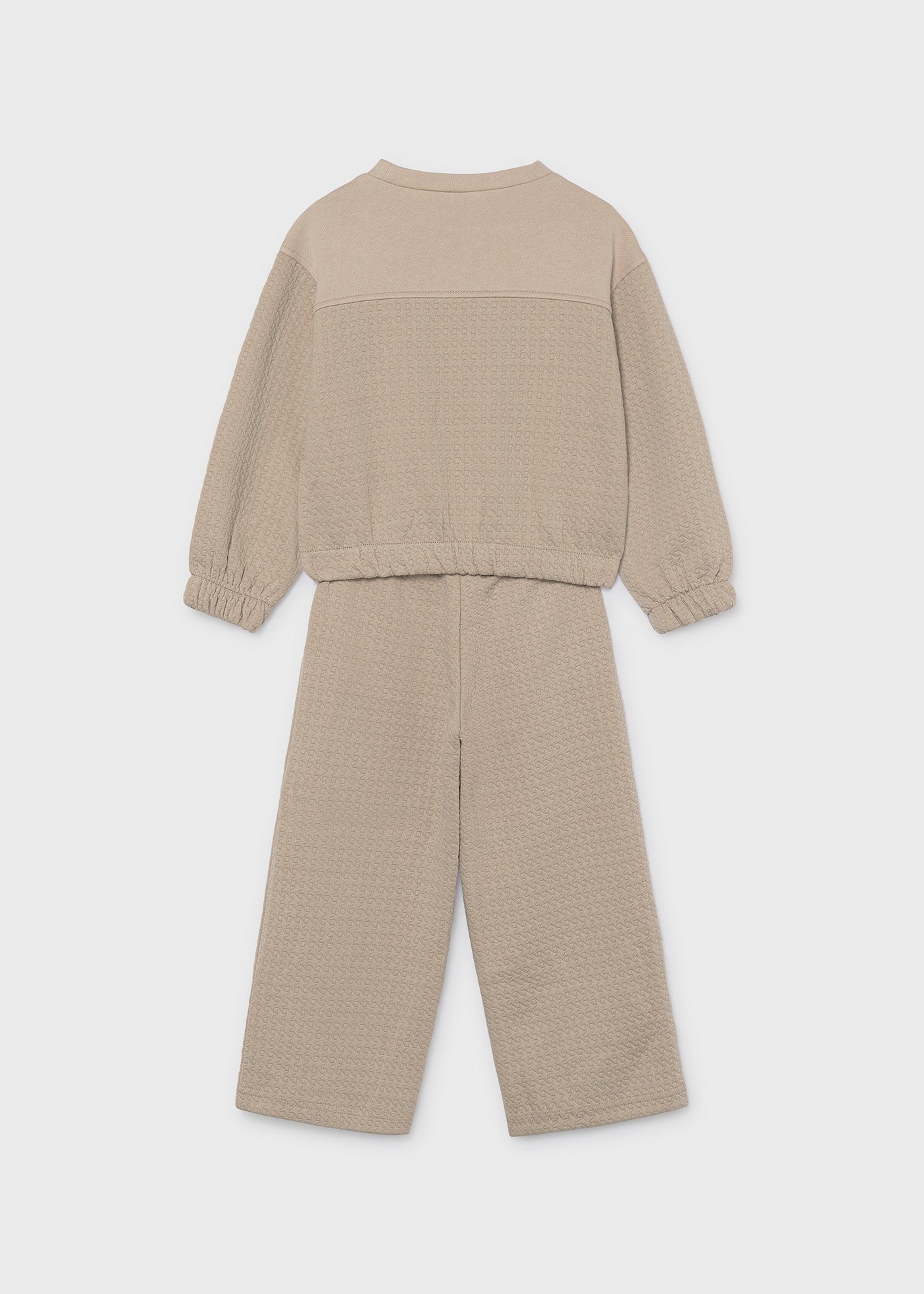 Conjunto sudadera bolsillos y pantalón niña