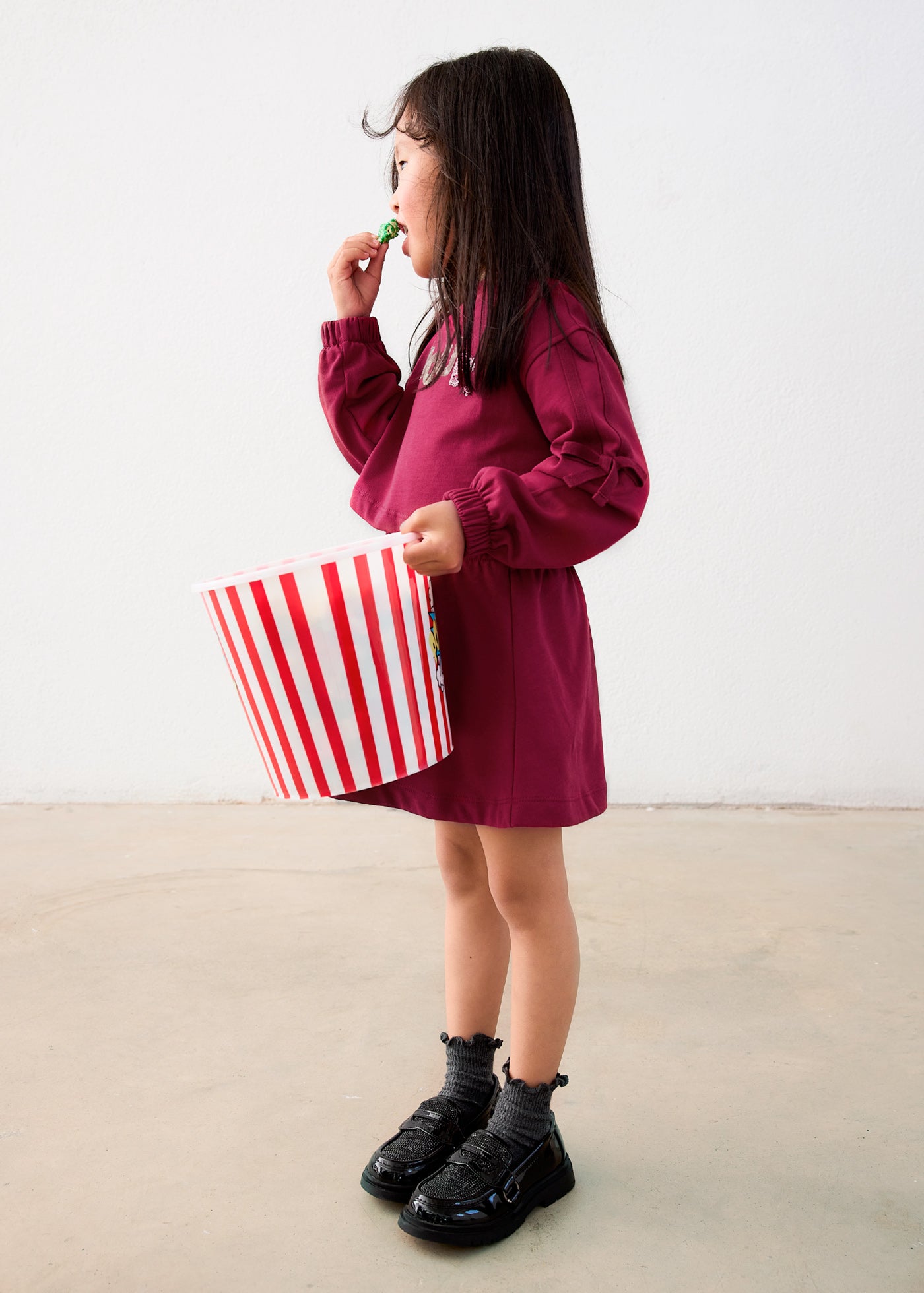 Vestido felpa bordado niña