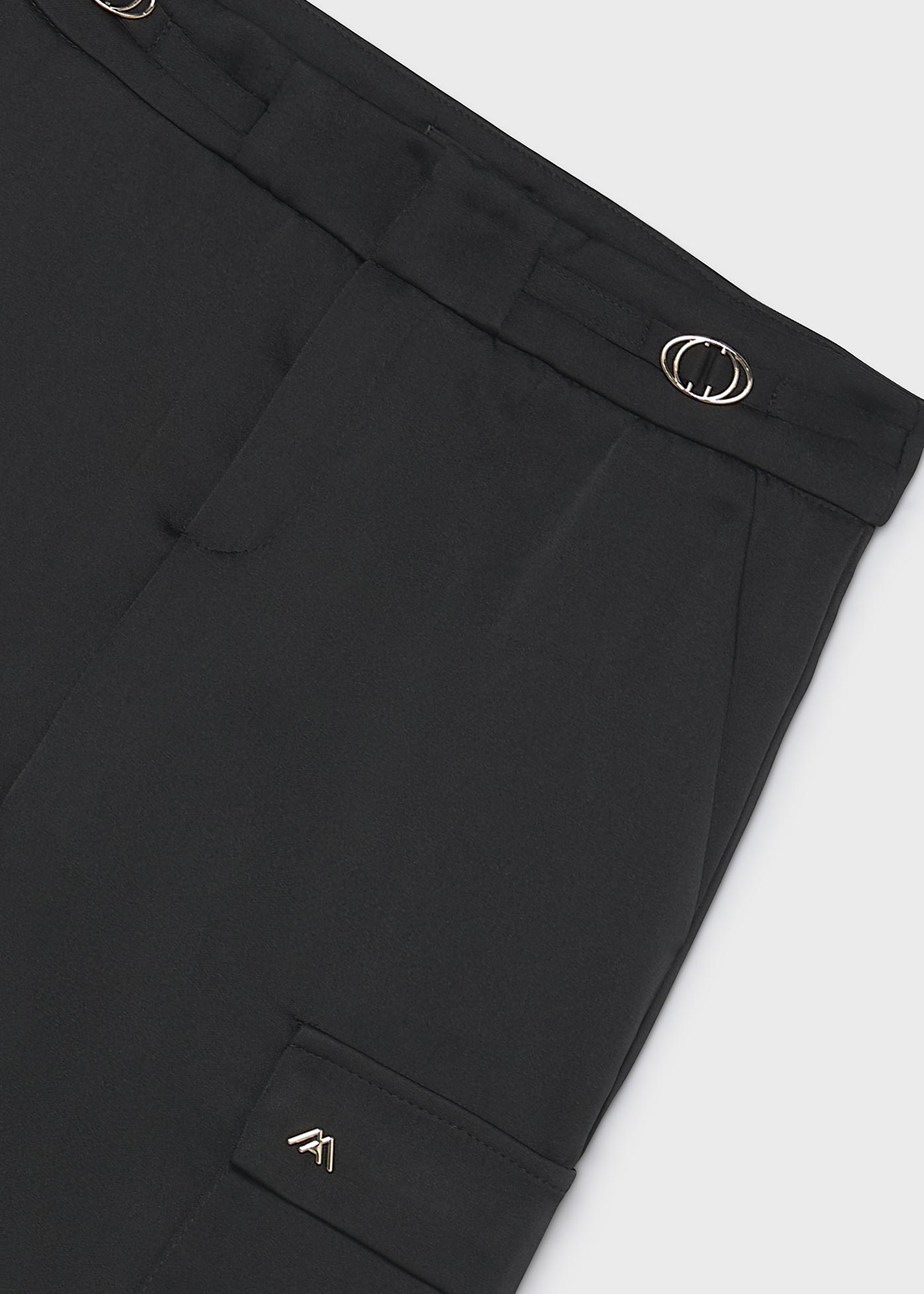 Pantalón cargo satinado chica