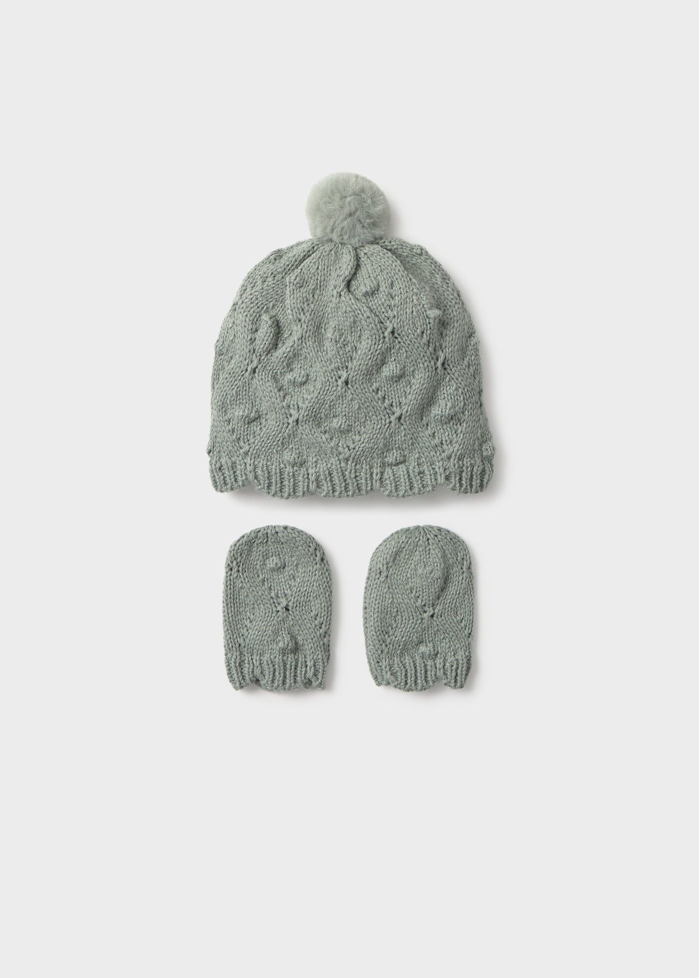 Set gorro y manoplas recién nacida