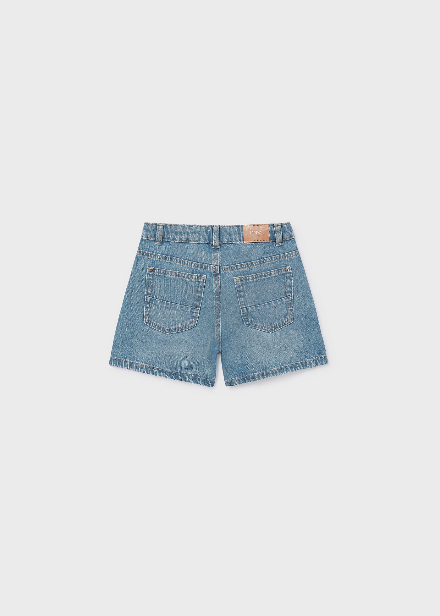 Pantalón corto vaquero chica