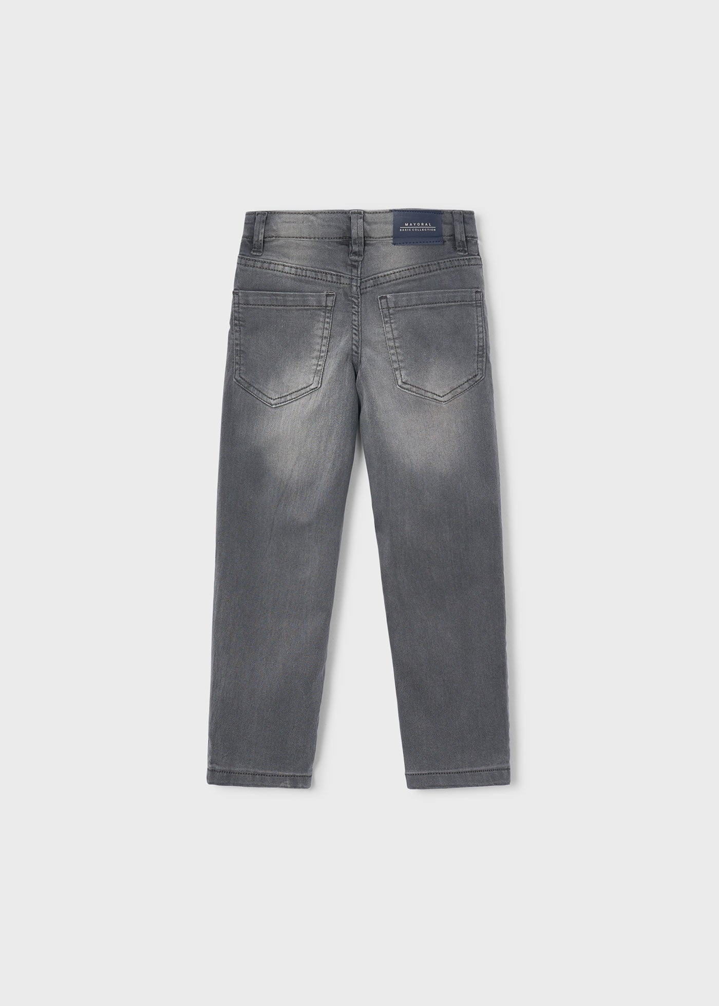 Pantalón vaquero regular fit básico niño
