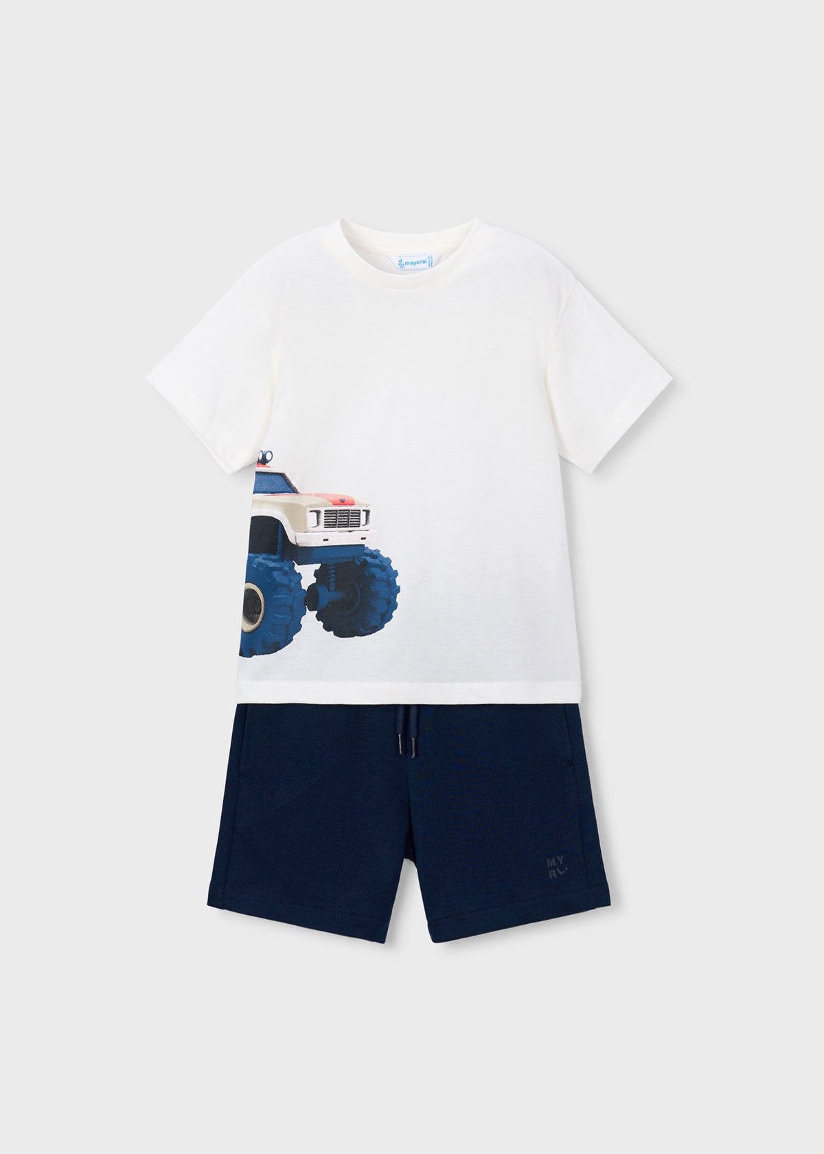 Conjunto pantalón y camiseta niño
