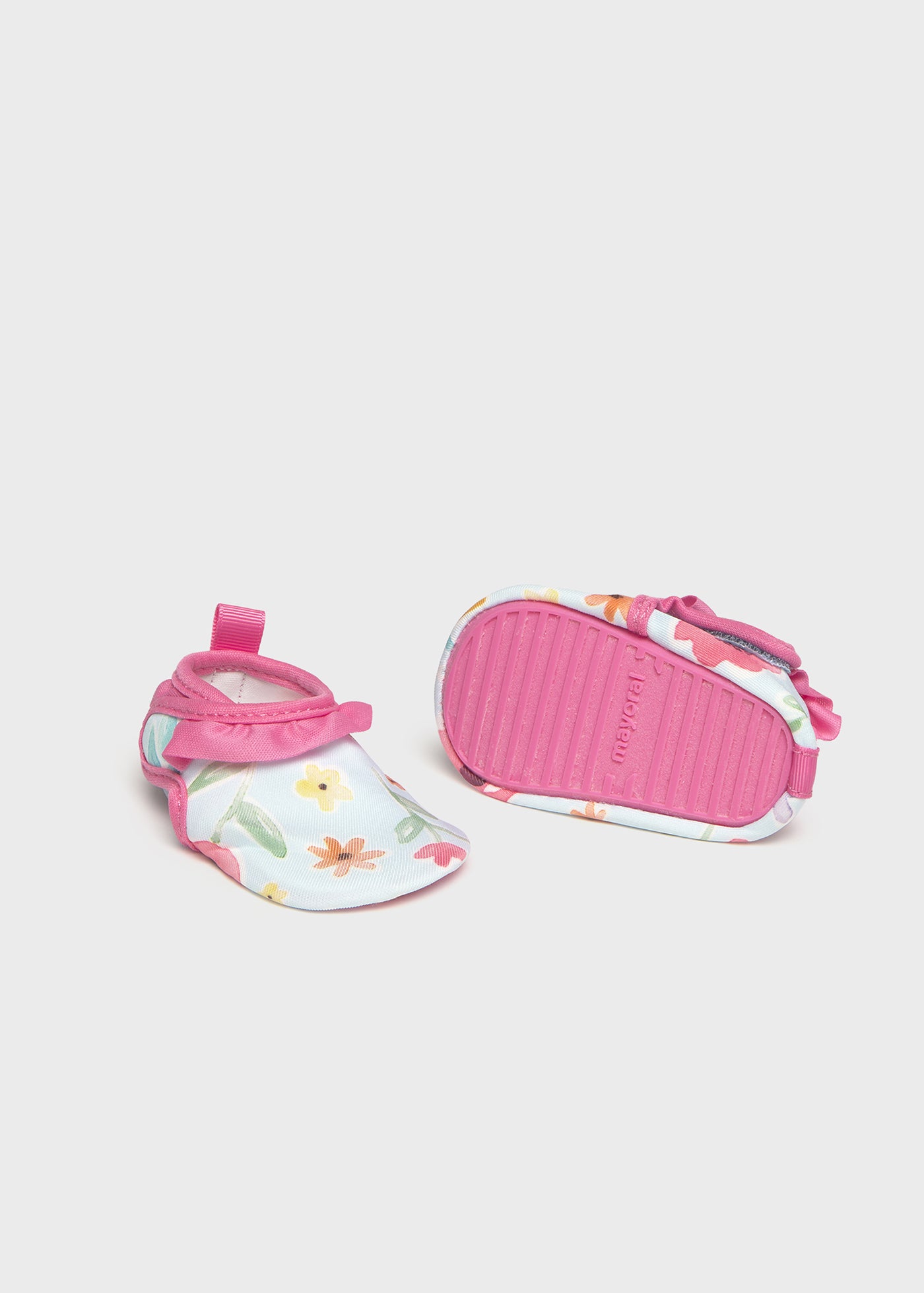Escarpines estampado recién nacida